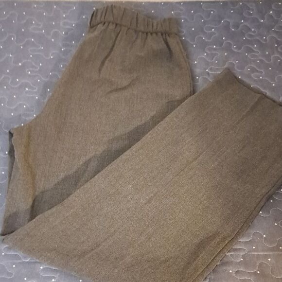 Kim Rogers Gray Pull on Pants size 6 petite - Picture 1 of 5